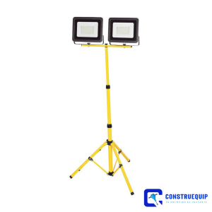 TRIPODE CON FOCOS LED.